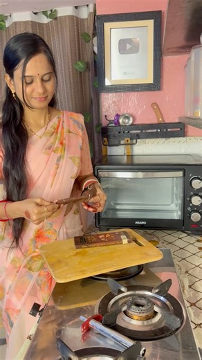 Mitha khane ki aadt se pareshan😂#trendingshorts #viralvideo #agaro #chocolate #sweet #reels #rupali