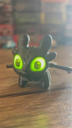 Night Fury #toycollector #unboxing #nightfury #dragon #funtoys #hotwheels #diecast #poprace #glowup