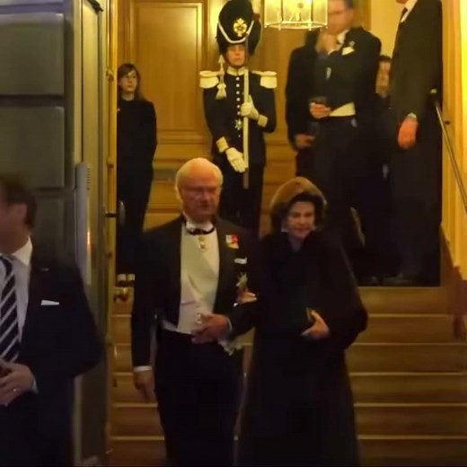 🇸🇪 #swedishroyalfamily #kungligt #kungahuset #kungafamiljen #kronprinsessan #kungen #drottningen #kronprinsessanvictoria #crownprincessvictoria #queensilvia #kingcarlgustaf #princedaniel #princesssofia #princecarlphilip #princessmadeleine Photo: Scandinavian Royalty on YouTube