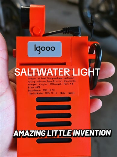 SALTWATER LED LIGHT, NO BATTERIES OR CHARGING REQUIRED, GREAT FOR EMERGENCIES!!!