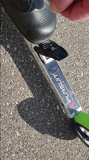 How to open and close Salomon Prolink Pro bindings.