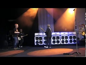 Rick Parfitt meets Richie Malone. Status Quo soundcheck Killarney INEC FEB 2008