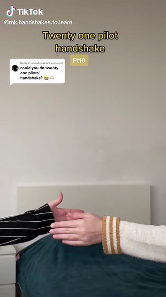 How to Learn Twenty One Pilots Handshake Tutorial