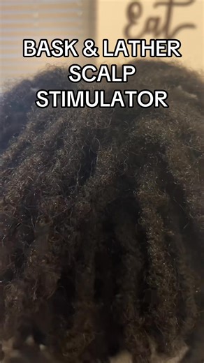 Achieve rapid hair growth! 🌿 Our Jumbo Scalp Stimulator with rosemary & mint strengthens, nourishes, and revitalizes all hair types. 🌟 | Bask & Lather Co