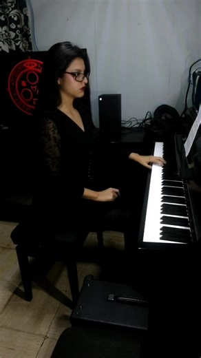 Silent Hill Theme. Artist: Akira Yamaoka (2001) #silenthill #musica #videogame #piano