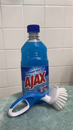 What's Your Favorite Multipurpose Cleaner? 🤔✨ #FYP Let’s talk cleaning! What’s your go-to multipurpose cleaner? Drop your favorites in the comments and let’s compare! 🧴💪 #FYP #Cleaning #CleaningVideo #MultipurposeCleaner #CleaningHacks #HomeCleaning #CleanWithMe #CleaningEssentials #CleaningRoutine #CleanTok | Carla’s Cleaning Corner