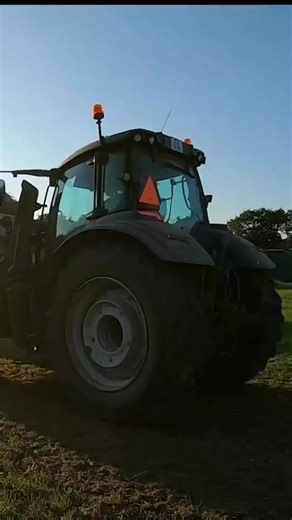 Incredible Technologies Beautiful Girls on the Farm Heavy Equipment Milking Straw Silage, PART 47 #cowandmilk #modern #prodution #cows #how #c #WithMe #reel #howitworks #inventions #manufacturing #technology #fyp #farming #cow #brapaws #farmmilk | Bra Paws | Facebook