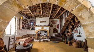 Découvrez la Crète🇬🇷 Pour gagner des vacances géniales, parlez-nous d'un ami gourmet qui aimerait gouter à la cuisine de l'île. Cette île ensoleillée est parfaite pour les gastronomes. Sur fond de cascades cristallines et de magnifiques montagnes escarpées, elle regorge d'aliments frais. po.st/XeniaFR La Crète est prête à être découverte! 👇 *Les conditions générales s'appliquent. | Thomas Cook France