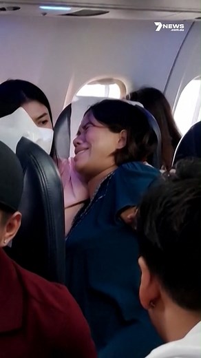 A pregnant woman gave birth mid-flight on a local Myanmar KBZ flight from Tachileik to Yangon. Passengers successfully helped the mother in delivering a baby girl, a witness said. #baby #flying #myanmar #7NEWS | 7NEWS Australia