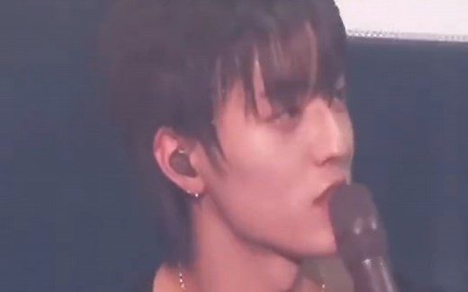Kiss Kiss Kiss baby