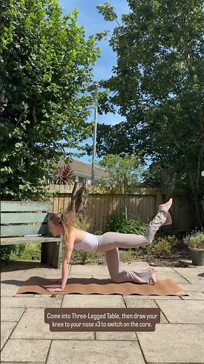 Try this mini yoga warm up for your next practice ✨
