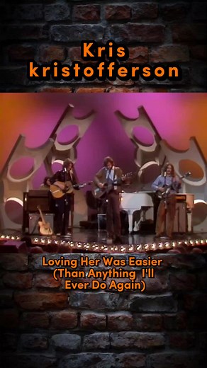 Kris Kristofferson Performs 'Loving Her Was Easier' on The Midnight Special TV Show 1973