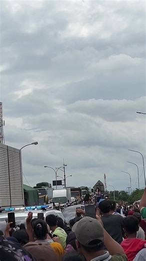 April Pulang ke Cirebon: Keceriaan dan Sambutan Hangat