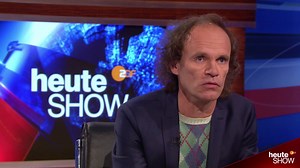 626K views · 7.6K reactions | Was bleibt von der Ära Merkel, Olaf Schubert? Die ganze heute-show in der Mediathek: https://ly.zdf.de/2kx/ | ZDF heute-show | Facebook