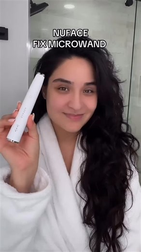 NuFACE Canada on Instagram: "Instant glow in just 3 minutes ✨ The FIX MicroWand + FIX Line Smoothing Serum work together to smooth fine lines, depuff under-eyes, and plump lips in just minutes. Zero downtime and clinically proven results you can see and feel!⚡️ 📹vanvreyes"