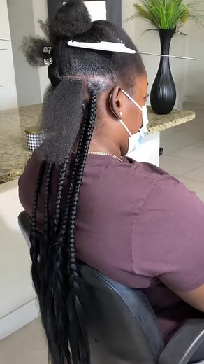142K views · 1.4K reactions | What size do you consider these braids  #knotlessbraids #braidedhairstyles #braidstyles | Braids By Koya | Facebook