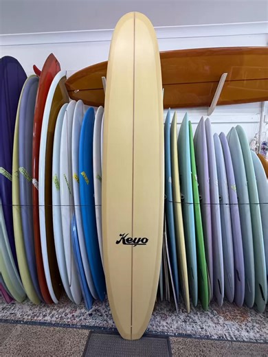 A New 9.4 Keyo International Model by Keyo, a super friendly homage to the Involvement Era, lots of glide and stability for those that seek the nose ride and sweet glide…now available from the Rasta Surf Co Emporium…mmm #rastasurfco #rastasurfboards #13thbeach #keyosurfboards #surfing