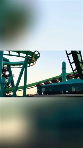 Raptor Roller Coaster - Cedar Point Amusement Park