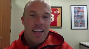 6.2K views · 170 reactions | The NFL teamed up with Lowe’s to surprise U.S. Air Force veteran Toya Harris to thank her for her service and all the work she continues to do within the military community. #SaluteToService | NFL | Facebook