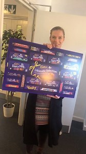 We're looooving Cadbury's Giant Selection Box here at the office!! 😍 But let me tell you a secret... I don't really want to share it with the rest of the team!! 🙈🙈 Available here 👉🏻👉🏻👉🏻 https://bit.ly/2Lo78Up *affiliate* #05 | Bump, Baby & You