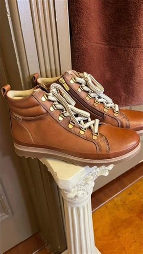 Colour Story of the Day: Why Brown Is a Power Colour for Autumn Palettes