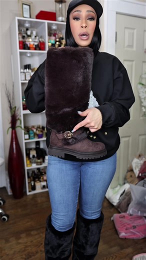Women’s boots, boot outfit ideas, leather knee boots, wide calf boots, Amazon winter fashion, leather boots for women, fur boots form women, fur boots for fall, thigh high boots, knee boots, black knee boots, brown knee boots, Women’s flat boots , boot outfit ideas, leather knee boots, wide calf boots, leather boots for women, fur boots form women, fur boots for fall, thigh high boots, knee boots, black knee boots, brown knee boots, #flatboots #kneehighbootsoutfit #azaleawangboots #furboots #ama