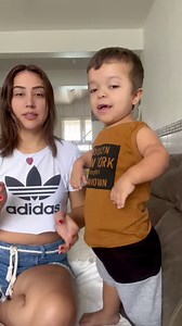 1.1M views · 80K reactions | Tá ai genteeee!!! Vídeo aula de como dançar a música canudinho  E claro que o tutorial é com o Neto né, que ensina cada detalhe de como tem que ser, até as risadas 來 Esse guri  | Vanny & Neto | Facebook