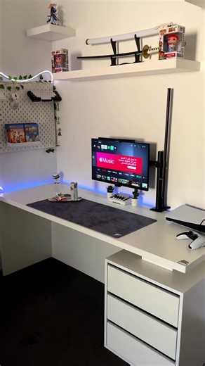 Cozy Friday Morning Setup for PS5 Gaming