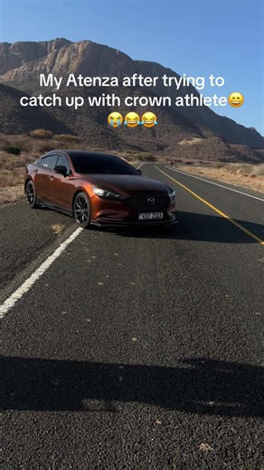 Mazda Atenza vs. Crown Athlete Speed Comparison