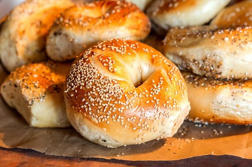 5 Must-Try Bagel Spots in NYC, According to a New Yorker Who Knows Food