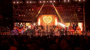 Watch Moulin Rouge! The Musical’s spectacular Olivier Awards performance on ITV Hub now! ✨ #MoulinRougeMusical #OlivierAwards | Moulin Rouge The Musical UK