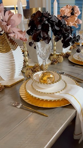 Farah Merhi on Instagram: "1 or 2? Which styling do you like better? I knooooow we all skipped over Thanksgiving and few right into Christmas decor … 😝. But I wanted to share two table stylings with you!"