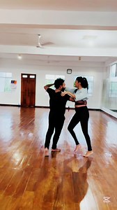 "අතේ ටිෂු ඉරුනත් නැටුමක් කරන්න හිතුනම මමයි මගේ හිතයි "ලෙඩේ පස්සේ බලාගමු මුලින්ම නටලා ඉමු" 😂 Desi Latin 🤗....#dance #dancer #viral #trend #fly #flying #danceislife #latin #hiphop #freestyle #srilanka🇱🇰 #dancelife #colombo #maharagama #goodtimes | Prashadi Dance Academy