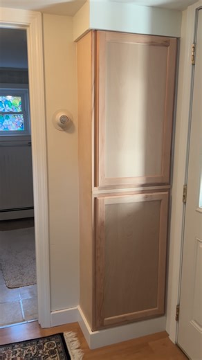 Caitlin | DIY & Woodworking | Don’t think you have room for a traditional pantry? Just stack two cabinets on top of each other 👏🏼 Leave a comment PANTRY to have... | Instagram