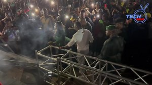 Watch electrifying entrance by Makhadzi on stage live in Kadoma | TechMag.TV