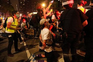 23K views · 448 reactions | An altercation last night between New York City police officers and protesters end with multiple people in handcuffs. Throughout the day New York saw largely peaceful protests in response to the death of George Floyd, an African-American man who died in police custody in Minneapolis. Protests have spread across the nation, leading to violent confrontations between police and protestors, as well as the destruction of public and private property. | HILL TV | Facebook