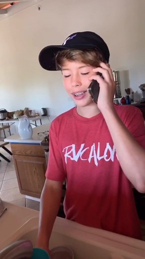 When someone prank calls you😂 #prankwars @calebcoffee #throwback2019