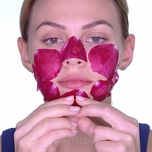 509K views · 4.7K reactions | Cool makeup DIYs you need to know. ;) | 5-Minute Crafts GIRLY | Facebook