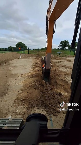 Excavator Operation Techniques for Beginners
