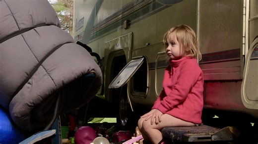 Mothers Without Homes: Tips on Raising Children While Living on the Streets