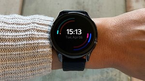 Hands On With the OnePlus Watch: Lots of Promise for Just $159