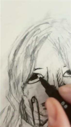 If you are the girl I’m drawing, don’t get offended, you don’t look like my drawing.😊😊😊