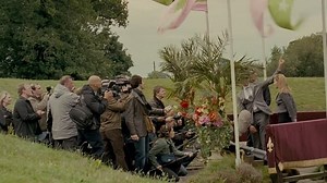 The.Decoy.Bride.2011.BluRay.720p.DUAL.DCRG en