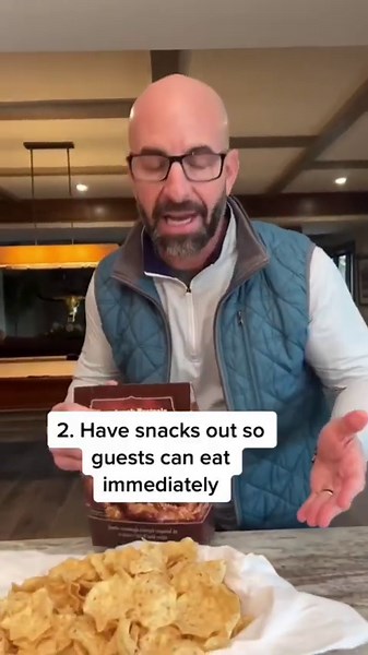 How to prepare to have guests over!