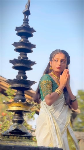 Rinu Vibin on Instagram: "Temple date🫶🏻 #tredingreels❤️😘❤️❤️😘😘 #trendingaudio #trendingreels #newsong #"