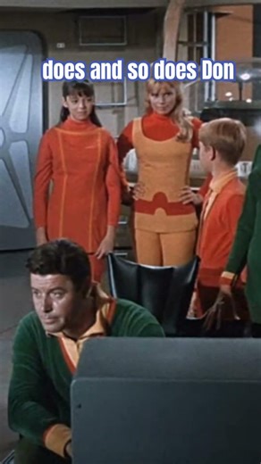 Barbs @Jedimaster2022 #lostinspace #angelacartwright #billmumy #classictv #classicscifi #retro