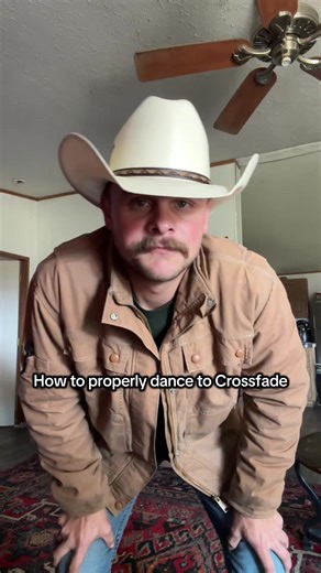 The correct way to dance to crossfade #fyp #dancing #crossfade #dadrock #lol