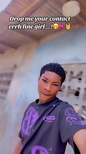 Fashion Styles in Everyday Settings