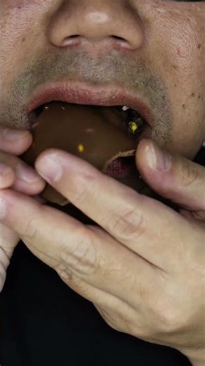 ASMR | Big Chocolate Bunny Treat 🐰 #DoctorTristanPeh #ASMR