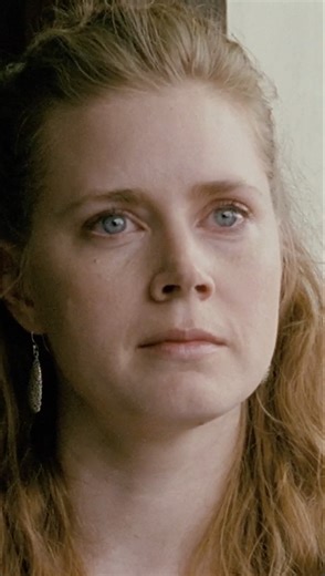 For Micky’s future, Dickie (Christian Bale) and Charlene (Amy Adams) attempt to heal old wounds. 🏔🎞️: The Fighter on Paramount | Peak Paramount